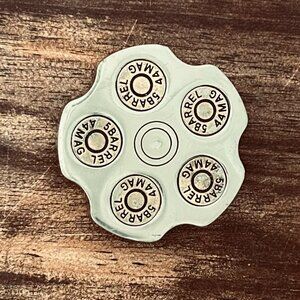 Novelty SPINNING pistol chamber belt buckle